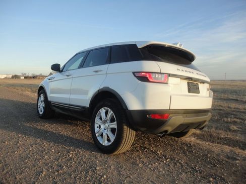 Used 2017 Land Rover Range Rover Evoque SE Premium image 4