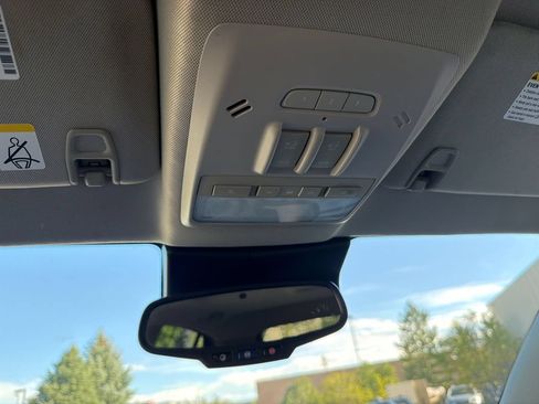 Used 2019 Buick Encore Essence w/ Experience Buick Package FWD image 25