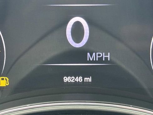 Used 2018 Jeep Grand Cherokee Limited image 21