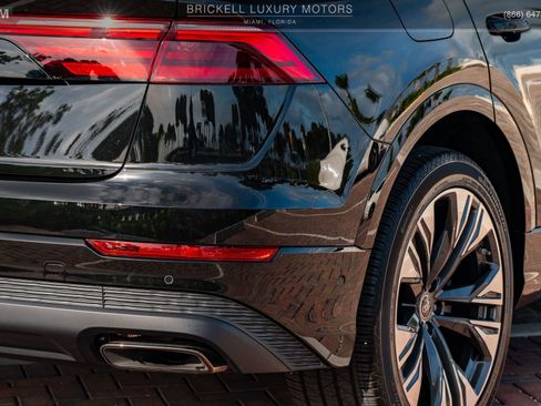 Used 2025 Audi Q8 Prestige image 52