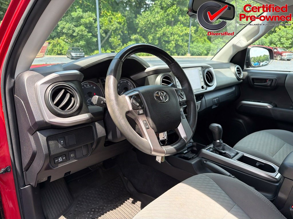 Used 2021 Toyota Tacoma SR5 RWD image 45