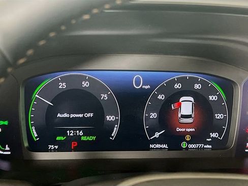 Certified 2026 Honda CR-V TrailSport image 12