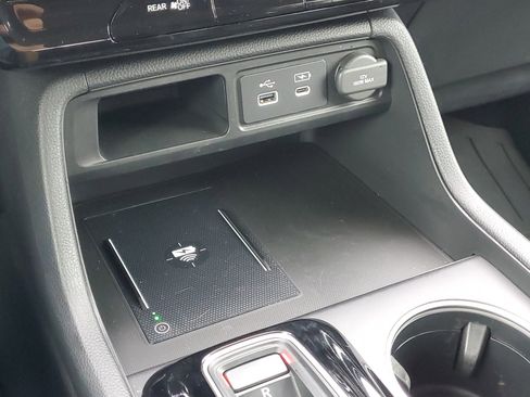 Certified 2023 Honda Pilot Elite image 32
