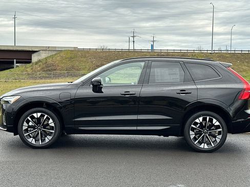 New 2026 Volvo XC60 T8 Plus w/ Protection Package Premier image 6