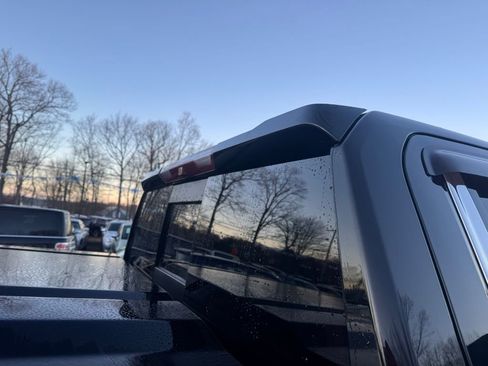 Used 2019 GMC Sierra 1500 Denali w/ Denali Ultimate Package image 12