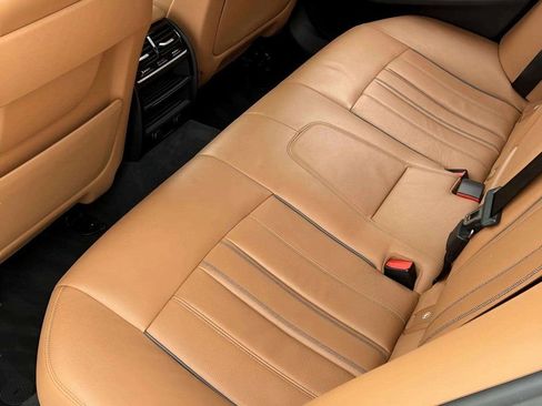 Used 2019 BMW 540i xDrive w/ Convenience Package image 21