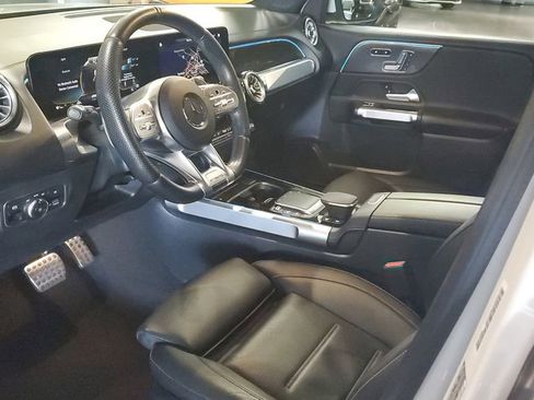 Used 2022 Mercedes-Benz GLB 35 AMG 4MATIC image 21
