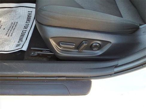 Certified 2023 Toyota Camry LE image 4