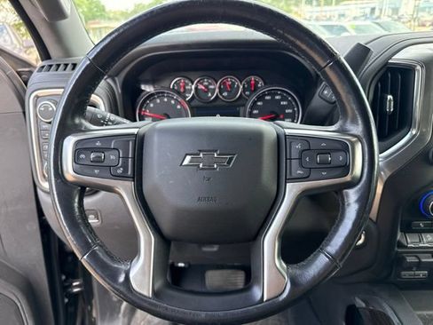Used 2019 Chevrolet Silverado 1500 LT Trail Boss AWD/4WD image 15