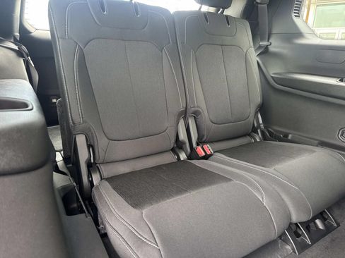 New 2026 Jeep Grand Cherokee L Laredo RWD image 9
