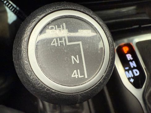 Used 2020 Jeep Wrangler Unlimited Sport AWD/4WD image 16