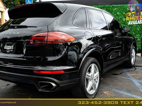 Used 2018 Porsche Cayenne Platinum Edition w/ Premium Package AWD/4WD image 7