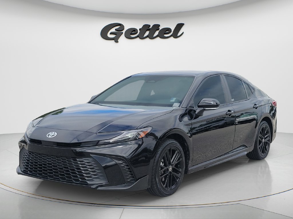 Certified 2025 Toyota Camry SE w/ Convenience Package AWD/4WD image 1