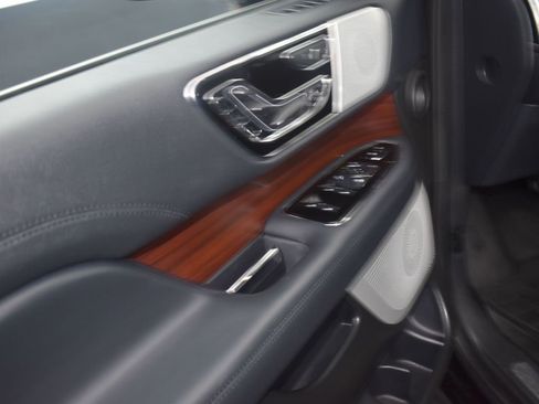 Certified 2023 Lincoln Navigator L Reserve w/ Equipment Group 201A image 9