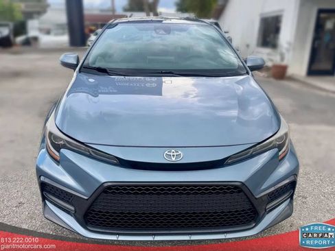 Used 2021 Toyota Corolla SE FWD image 2