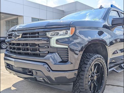 Used 2023 Chevrolet Silverado 1500 RST w/ Convenience Package II AWD/4WD image 12