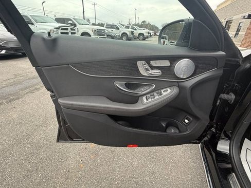Used 2021 Mercedes-Benz C 300 Sedan image 16