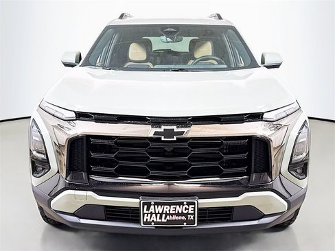 New 2026 Chevrolet Equinox ACTIV w/ Convenience Package III image 2