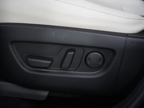 Used 2024 MAZDA CX-90 Plug-In Hybrid w/ Premium Plus AWD/4WD image 29