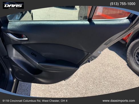 Used 2016 MAZDA MAZDA3 i Sport w/ Preferred Equipment Package FWD image 25