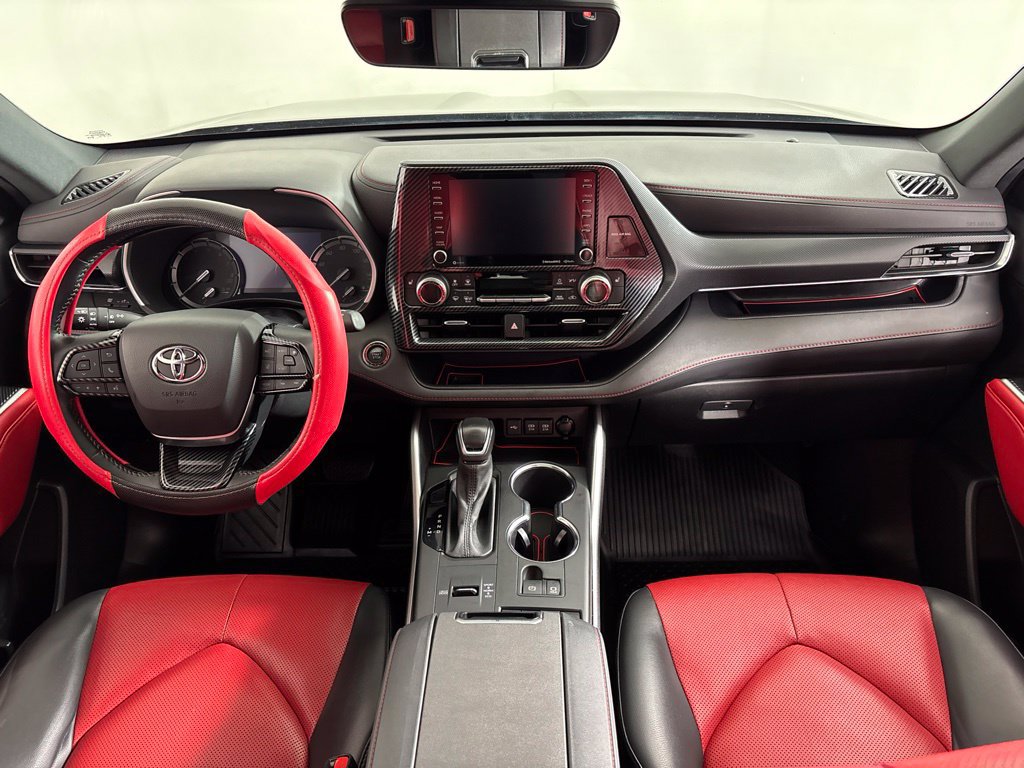 Used 2021 Toyota Highlander XSE FWD image 27