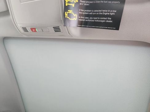 New 2025 Volkswagen Taos SE image 34