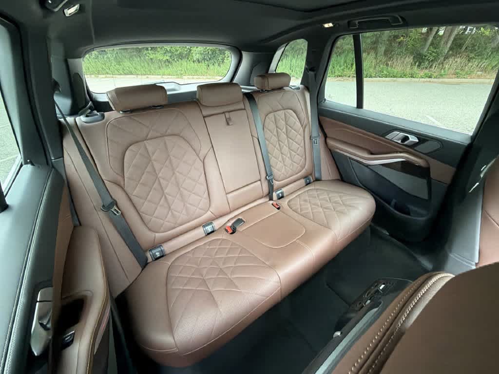 Used 2024 BMW X5 xDrive40i w/ Premium Package AWD/4WD image 21