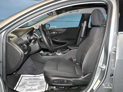 Used 2024 Chevrolet Malibu LT image 6