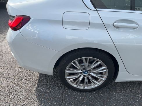 Used 2024 BMW 330e xDrive image 46
