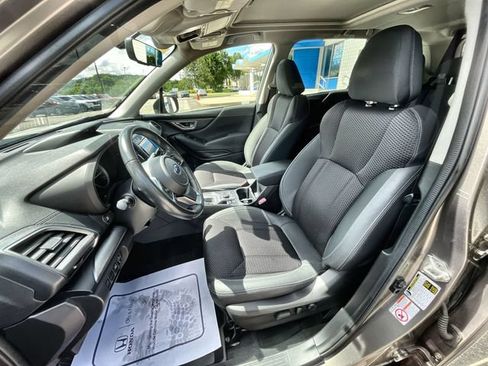 Used 2020 Subaru Forester Premium AWD/4WD image 15