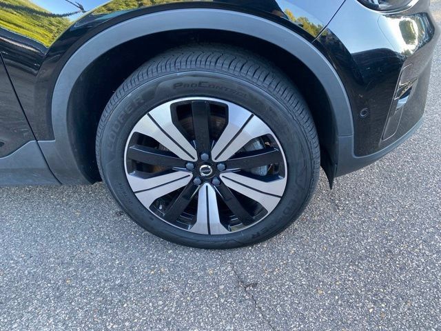 Used 2023 Volvo C40 P8 Recharge Plus AWD/4WD image 27