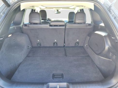 Used 2021 Jeep Cherokee Limited w/ Elite Package image 20