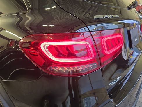 Certified 2022 Mercedes-Benz GLC 43 AMG 4MATIC image 37