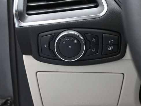 Certified 2024 Ford Edge Titanium AWD/4WD image 11