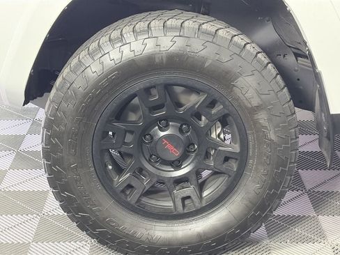 Used 2024 Toyota 4Runner TRD Pro AWD/4WD image 9