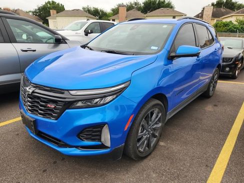 Used 2024 Chevrolet Equinox RS FWD image 3