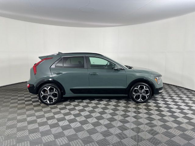 Used 2023 Kia Niro EX Touring FWD image 25