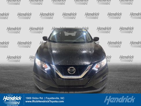 Used 2022 Nissan Rogue Sport S image 1