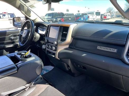 Used 2022 RAM 1500 Laramie AWD/4WD image 12
