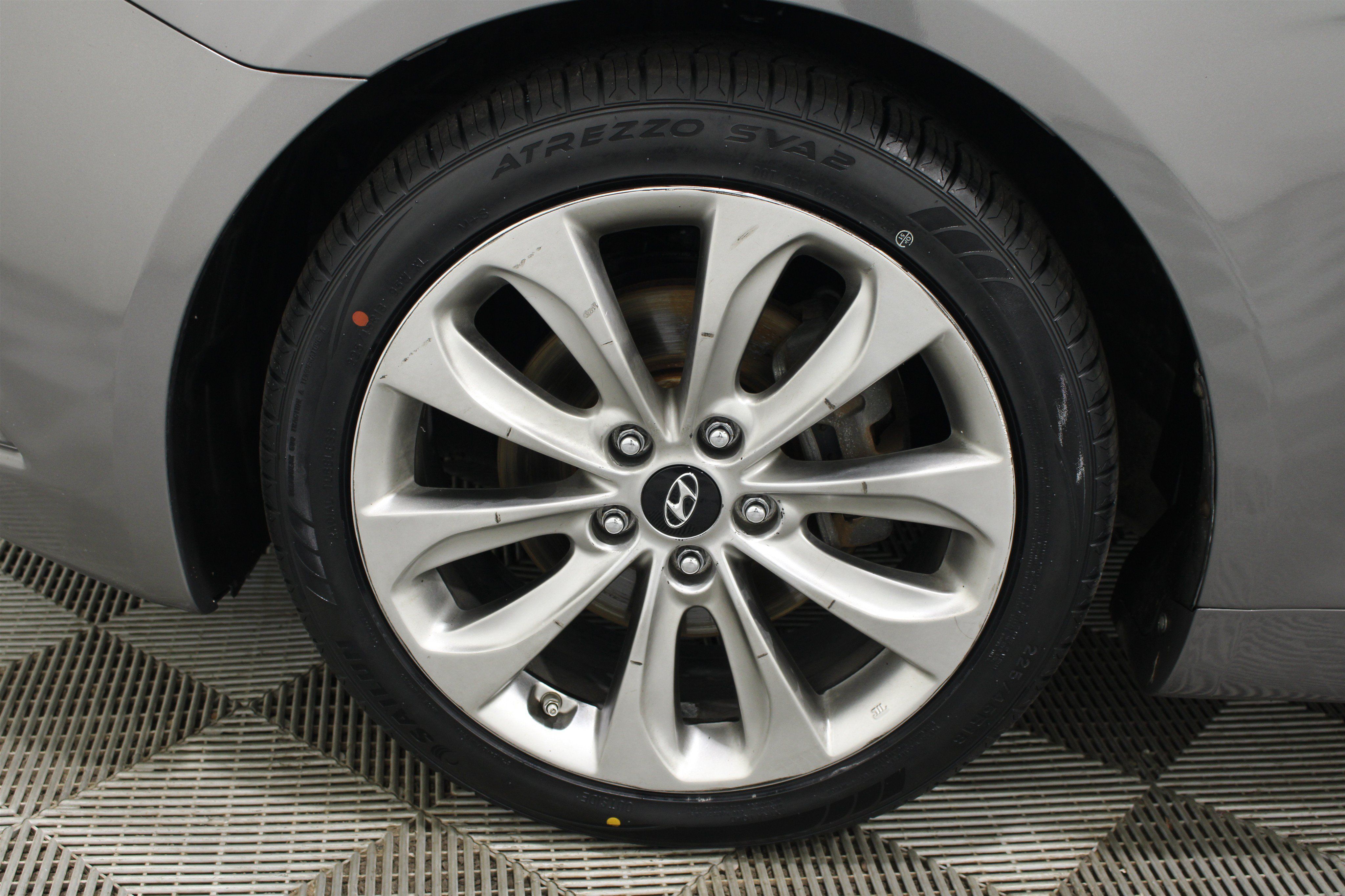 Used 2013 Hyundai Sonata SE w/ Navigation & Sunroof Pkg FWD image 34