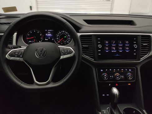 Used 2021 Volkswagen Atlas Cross Sport SE AWD/4WD image 22