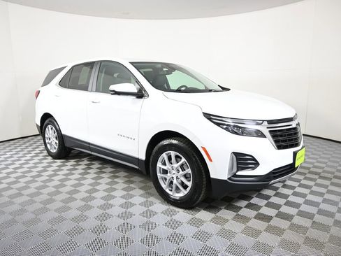 Used 2024 Chevrolet Equinox LT AWD/4WD image 9