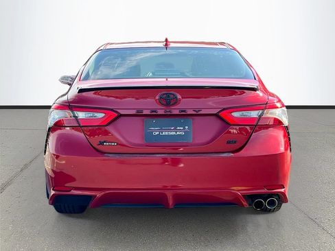 Used 2019 Toyota Camry SE FWD image 6
