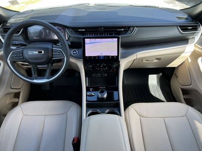 Used 2024 Jeep Grand Cherokee L Limited w/ Luxury Tech Group II
