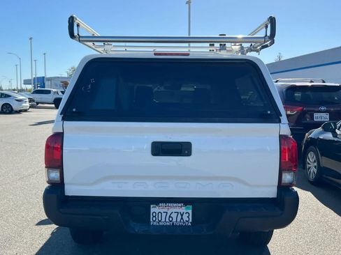 Used 2023 Toyota Tacoma SR RWD image 5