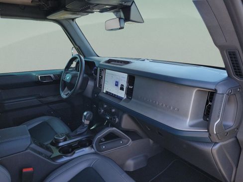 Certified 2024 Ford Bronco Outer Banks image 5