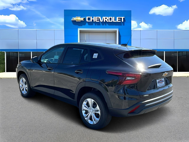 New 2026 Chevrolet Trax LS w/ Driver Confidence Package FWD image 6