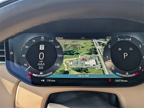 Used 2024 Land Rover Range Rover Long Wheelbase SE image 22