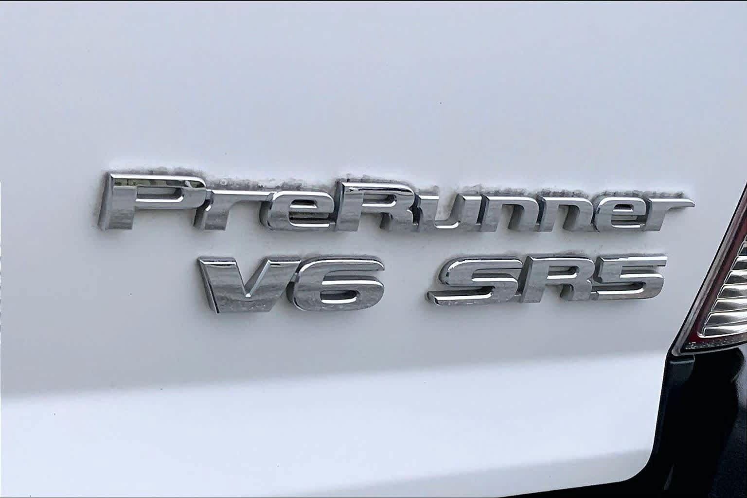 Used 2010 Toyota Tacoma PreRunner RWD image 8