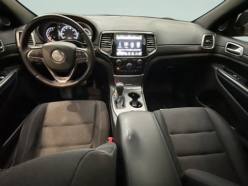 Used 2019 Jeep Grand Cherokee Laredo image 20